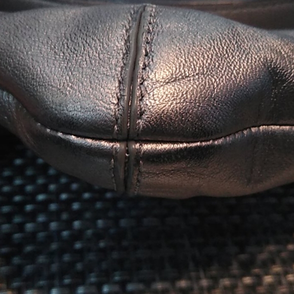 Coach - Picture 3 of 8